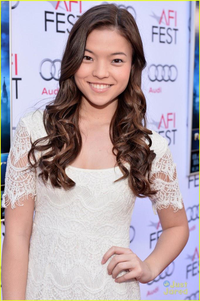 kidsofdisney's tweet image. #Imagine Jasmine saying she's pregnant and you say, 'I didn't do it!'