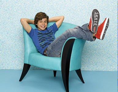 kidsofdisney's tweet image. #imagine max watching you masturbate 😩