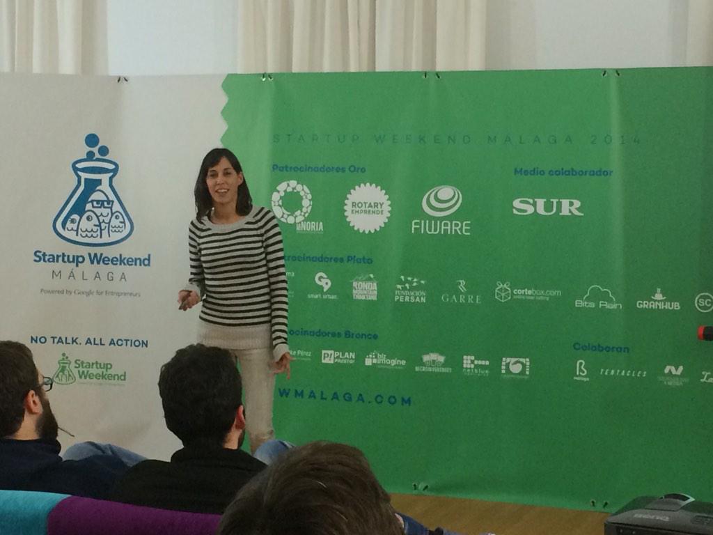 NaniSoriano's tweet photo. Aquí, la gran @rociodebotas CEO de @Bookke_com primer premio de la I edición de #swmalaga ejemplo de q se aprehende! http://t.co/NcMtCTsdrb