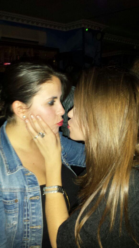YesikaRubia's tweet photo. Pues de fiesta con mi gor @elylatorre  teq ❤❤😍😍💋 http://t.co/1ywXgKipA7
