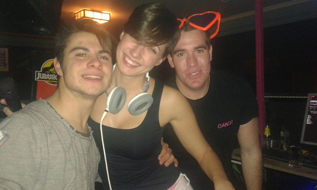 <a href="/pilarnavarro211/">Pilar Navarro</a> <a href="/ElCandiDelLoco/">Candido Martinez</a> <a href="/josete_gomez/">josete ✌</a>