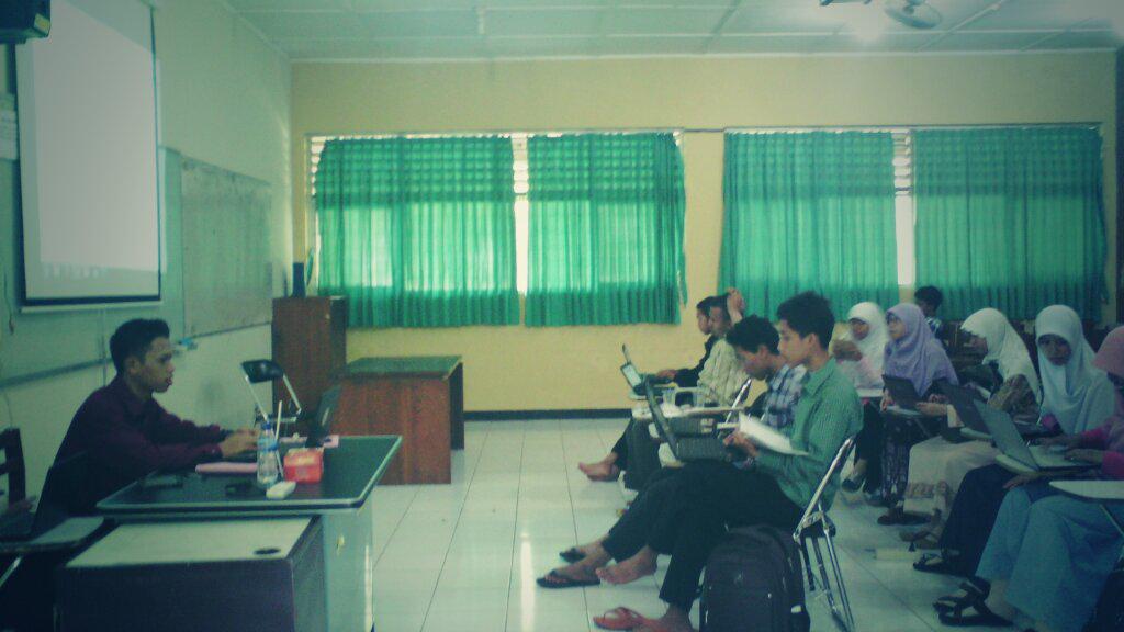 Saatnya pelatihan blog  #DJP3 <a href="/kammiftundip/">KAMMI Teknik Undip</a> <a href="/kammi_ugm/">KAMMI UGM</a> <a href="/kammimipaundip/">KAMMI MIPA UNDIP</a> <a href="/kammijateng/">KAMMI Jateng</a> <a href="/arif_riezalt/">arif rizal</a> <a href="/anaaresli/">anaaresli</a>