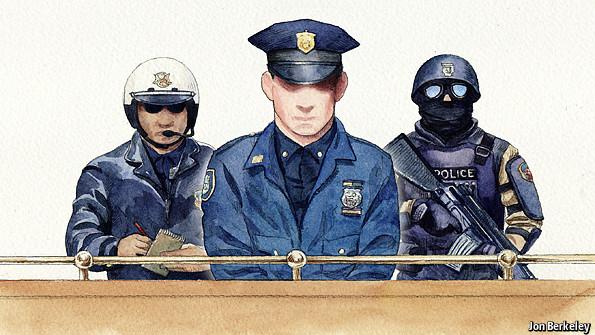 People shot and killed by the police in 2013:

US: 458
England &amp; Wales: 0

trib.al/eKvtEdJ