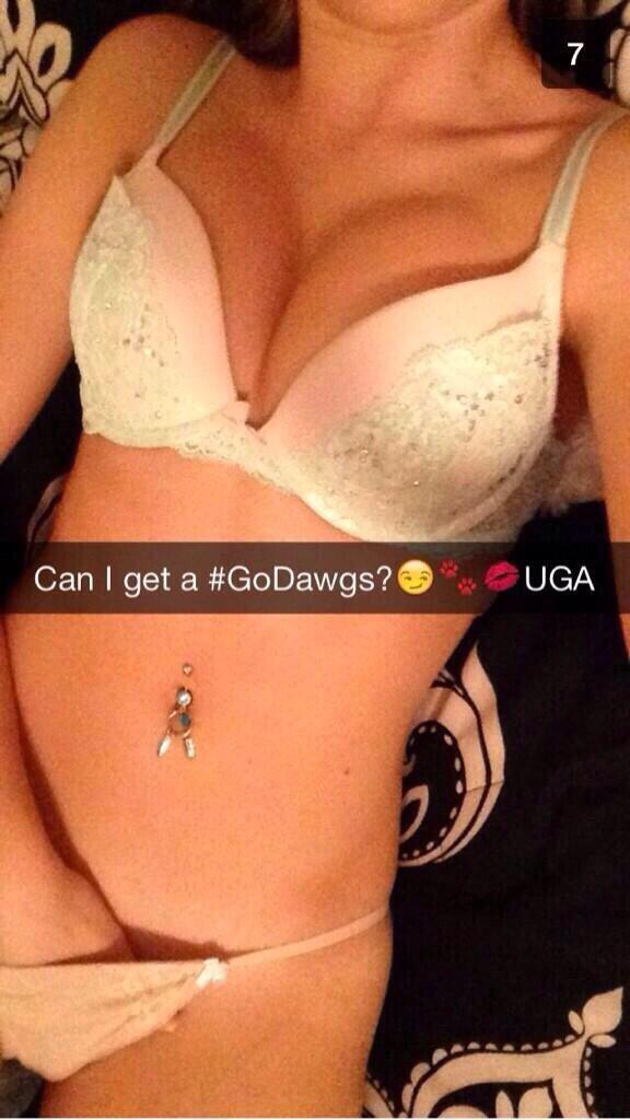 CollegesSnap's tweet photo. Yes you can get a #GoDawgs! University of Georgia http://t.co/kJoxC0b0nb