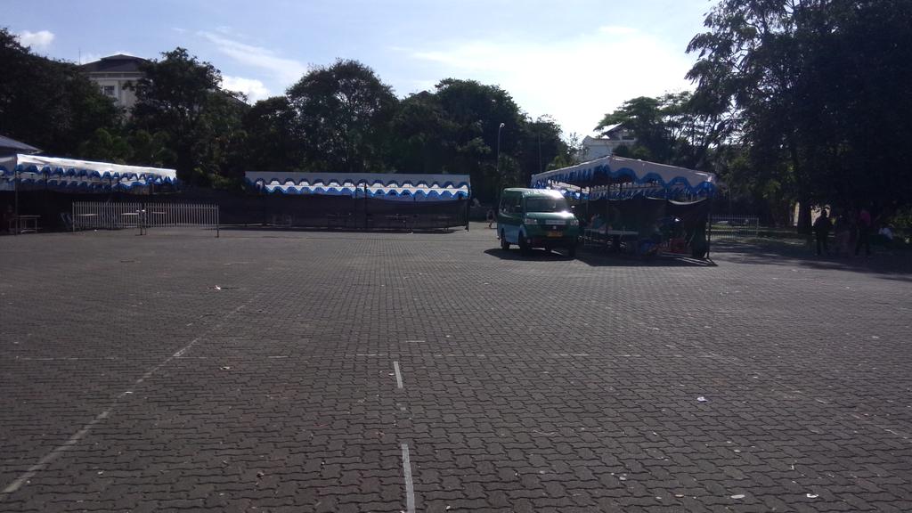 FestOfMath's tweet photo. Yok guys merapat! http://t.co/eME262IaEQ