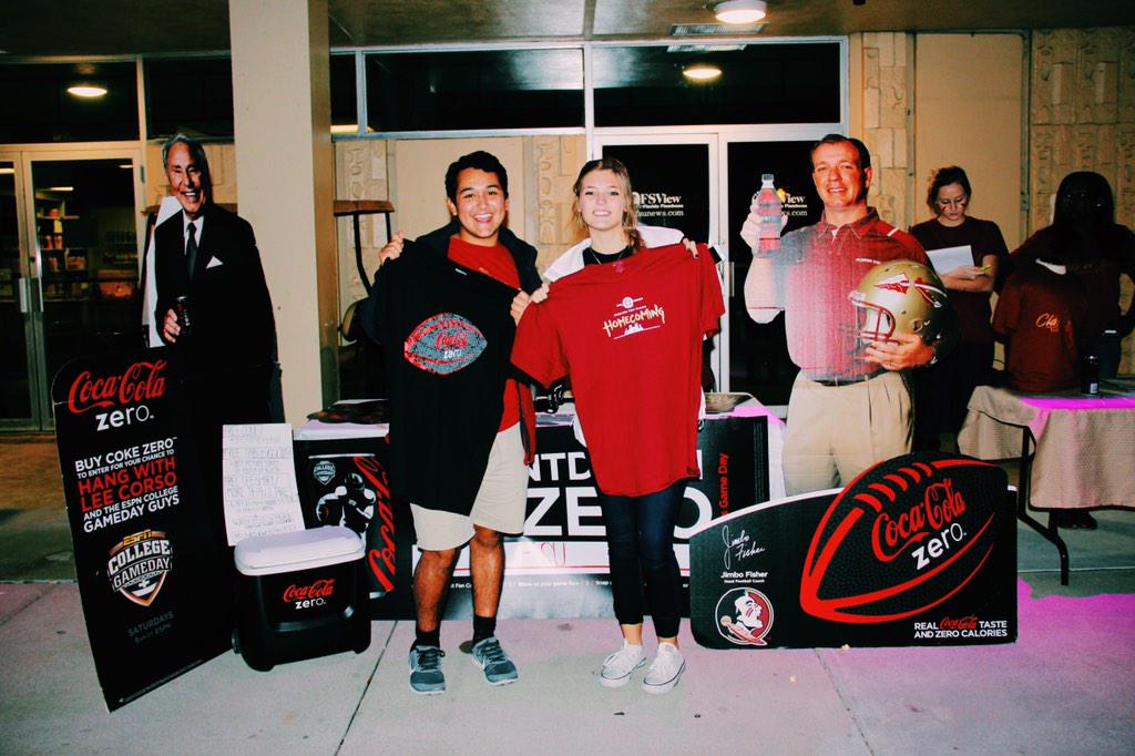 thesamvan's tweet photo. Had a great time repping Coke Zero this semester! #CountdownToZero, #SectionZero, #Contest #IworkWithCokeZero http://t.co/I9nQZGHEIY