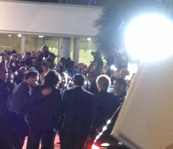 1DFAMILYOFINA's tweet image. #NEW The boys (minus Louis) on the red Carpet at the NRJ Music Awards in Cannes today (1-3) #MTVStars One Direction