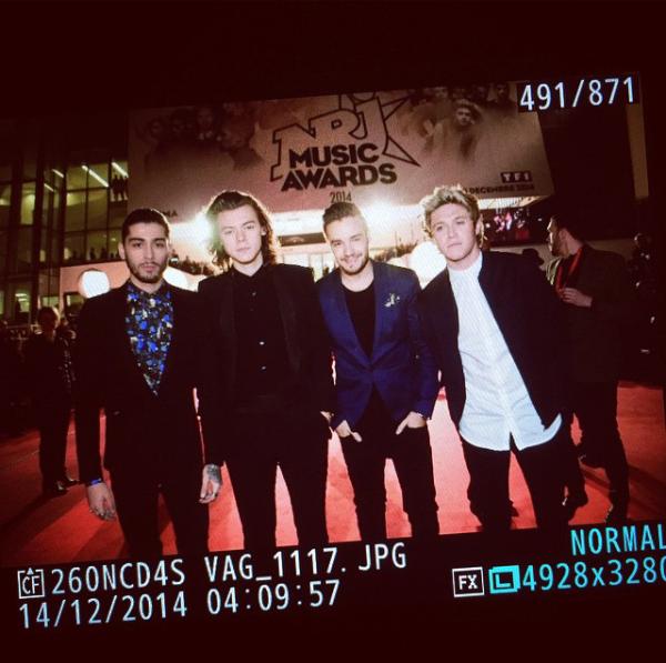 1DFAMILYOFINA's tweet image. #NEW The boys (minus Louis) on the red Carpet at the NRJ Music Awards in Cannes today #25 #MTVStars One Direction
