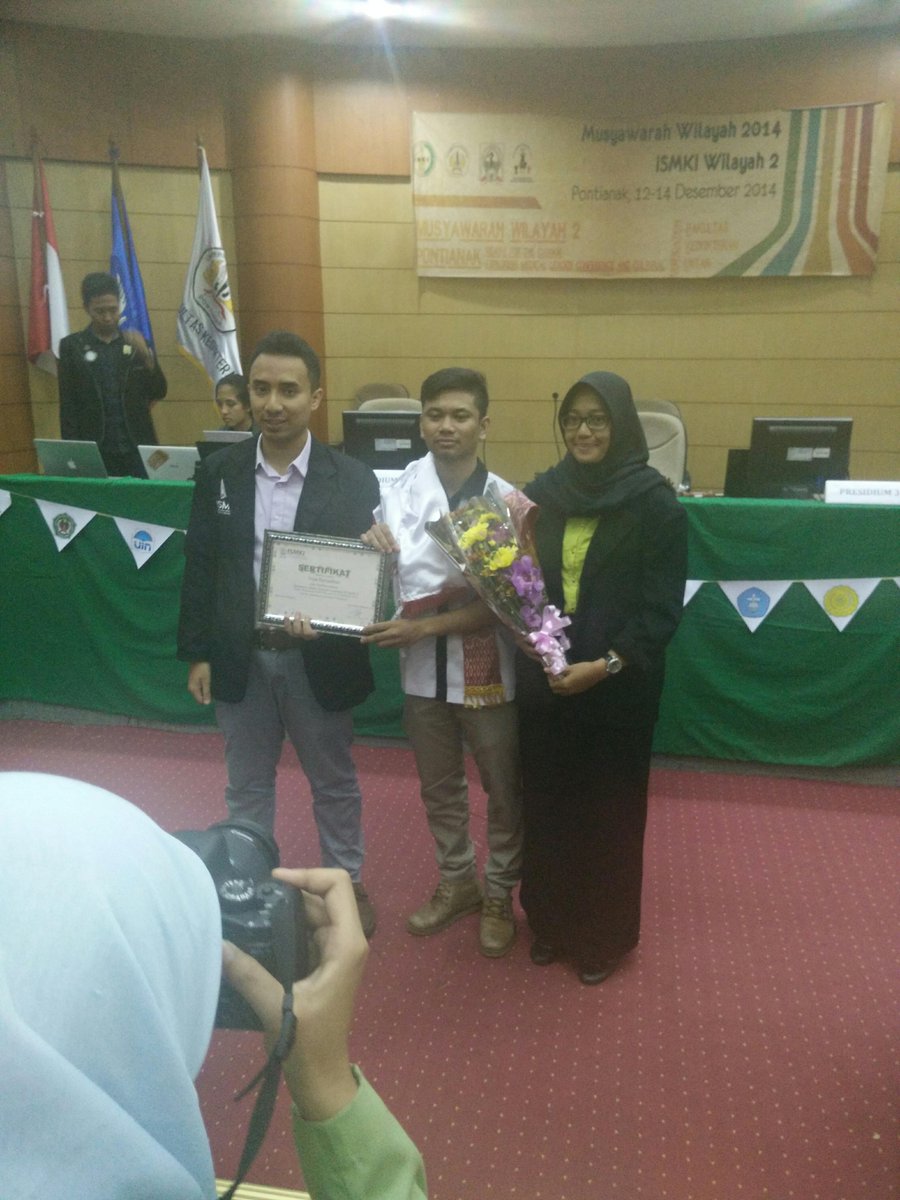 MUSWILFKUNTAN's tweet photo. Semoga @yrhamadhan dapat membawa ISMKI wilayah 2 menjadi lebih baik! #TogetherWe'restronger http://t.co/Skju16wbgb