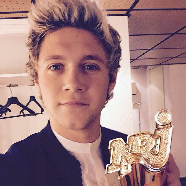 1DFAMILYOFINA's tweet image. omg he's so cute 😊😍 -A