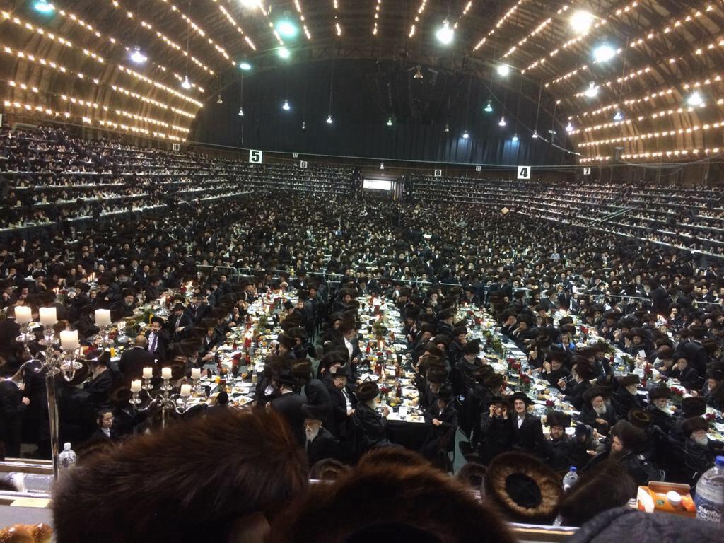 Satmar's tweet image. Both Satmar Rebbe's Speaking Now At K"A Kislev Celebrations In Armory At Williamsburg &amp;amp; Crown Heights. Crowed Photos: