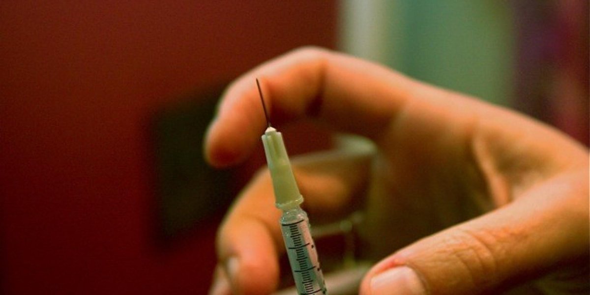 정신적으로 여성성을 지향하는 남자가 입대를 피하려고 성호르몬 등을 투약한 행위는 죄가 되지 않는다고 법원이 판단했다. huff.to/1A6An0U