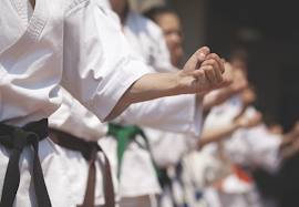 kfpusa1's tweet photo. Powerful Karate Punches Come from the Brain
"Science Illustrated" http://t.co/js1E5Tilj1