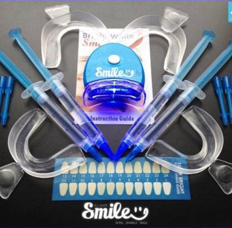 awsglasgow's tweet photo. All white smile 😬 
4x bleaching gels
2x sets of mouth guards
1 shade chart &amp; a set of instructions ✌️
#allwhitesmile http://t.co/tGXF1LzRlf