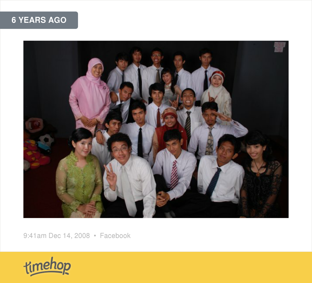 SetiawanArie's tweet photo. Telkom B, :) http://t.co/AhkLUfkjyj http://t.co/zLYMKesW5W