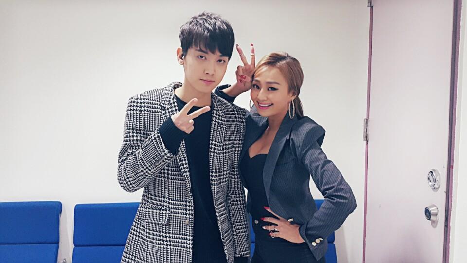 B4zV7mjCUAExPAY.jpg:large