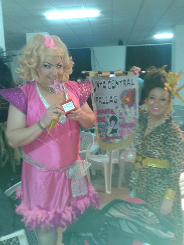 Segundo premio en el XVI festival fallero de playbacks y premio estrella adulto felicidades a todos