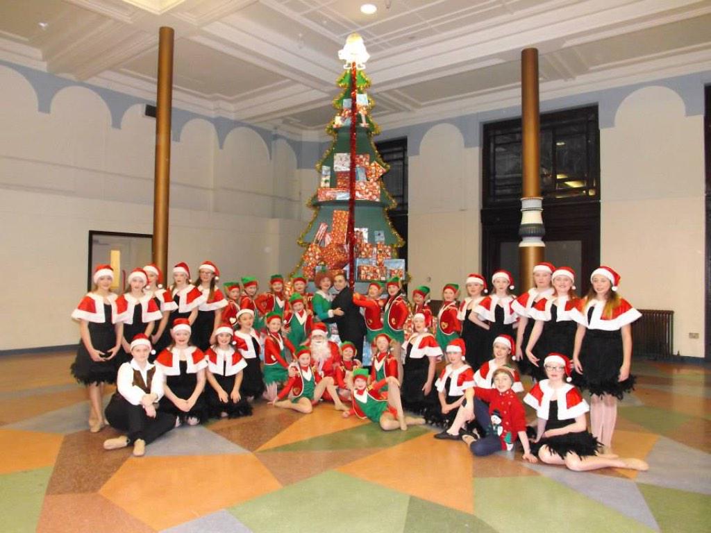 Cats With Red Shoes on Twitter "WGOperaHouse Elf the Musical last