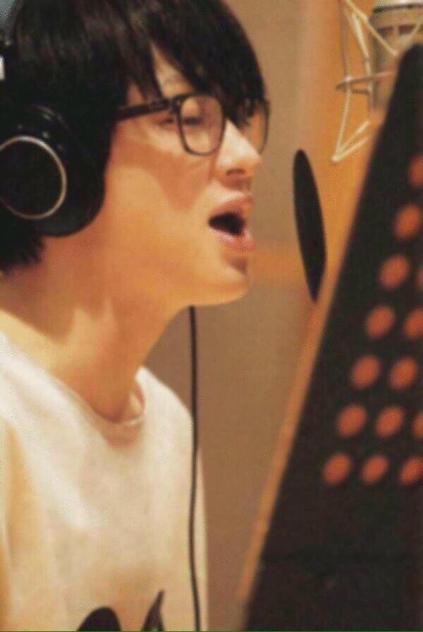 o24_69's tweet photo. 全然回らんやんけ！
裕ちん拗ねるで！なぁ！
とりあえずこれ見た奴は
強制率やからな！『強制』やで！
…すんません。
ただ友達が欲しいだけやねん。
率お願いします←
#RTくれたnrさんbotさんフォローする http://t.co/NZzR5KnHOi
