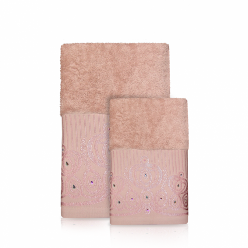 Terry_Palmer's tweet photo. This luxurious Crown Swarovski towel could put a smile on your face today! Get it now at /bit.ly/1vMvKL5 http://t.co/RZY8ErDfd6