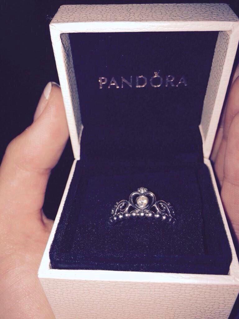+open it and show a ring*Will you marry me @CeCeFabooJones ?