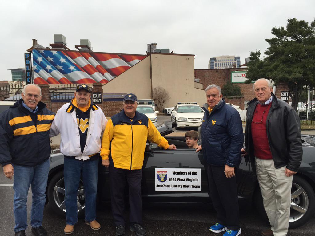 WVUfootball's tweet photo. Honor to have 1964 team members Don Cookman, Don Vail, Chuck Kinder, Jim Karwoski &amp; Bob Dunlevy at @AZOLibertyBowl! http://t.co/uqgrL9Z7MV