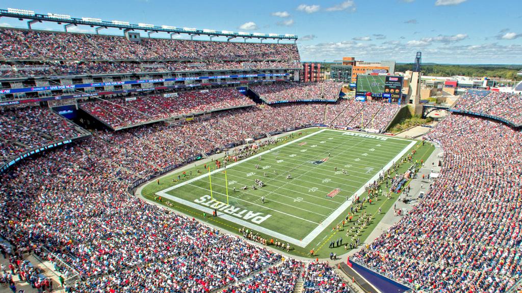 Gillette Stadium on X: Throwback Thursday. #BUFvsNE