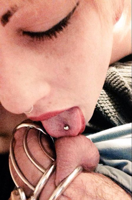 This did NOT get enough love for how HOT it is!! ;) #Lick #RedLips #Tongue #Tease #Locked #Chastity #MyLady<a href="/tag/mine"class="tags"><span>#mine</span></a><a href="/tag/redlips"class="tags"><span>#redlips</span></a><a href="/tag/tongue"class="tags"><span>#tongue</span></a><a href="/tag/tease"class="tags"><span>#tease</span></a><a href="/tag/lick"class="tags"><span>#lick</span></a><a href="/tag/chastity"class="tags"><span>#chastity</span></a>