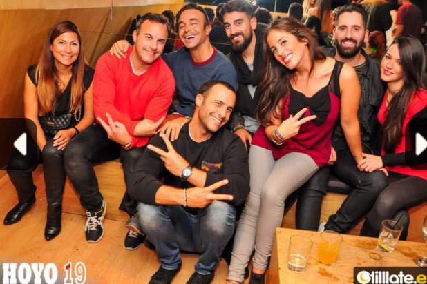 AnabelPantoja00's tweet photo. Acabando el año...
@LUISROLLAN @juanluVD @marian8321 @CLINICABUKAL 
@hoyo19sevilla 
#oskiero http://t.co/ZYbwmDFaxL