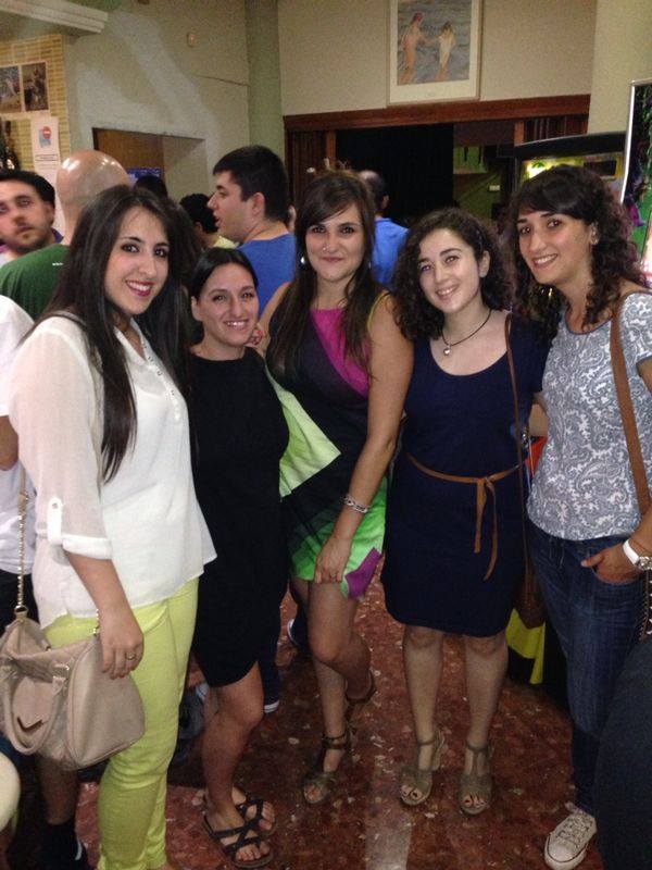 RiansaresArcas's tweet photo. @Cadena_Dial:Aqui van mis fotos con @RozalenMusic  #maratondialtalcual @RozalenYAmen @Valen_EF , @cristinadzs @vgapm http://t.co/CEBszyAsL2