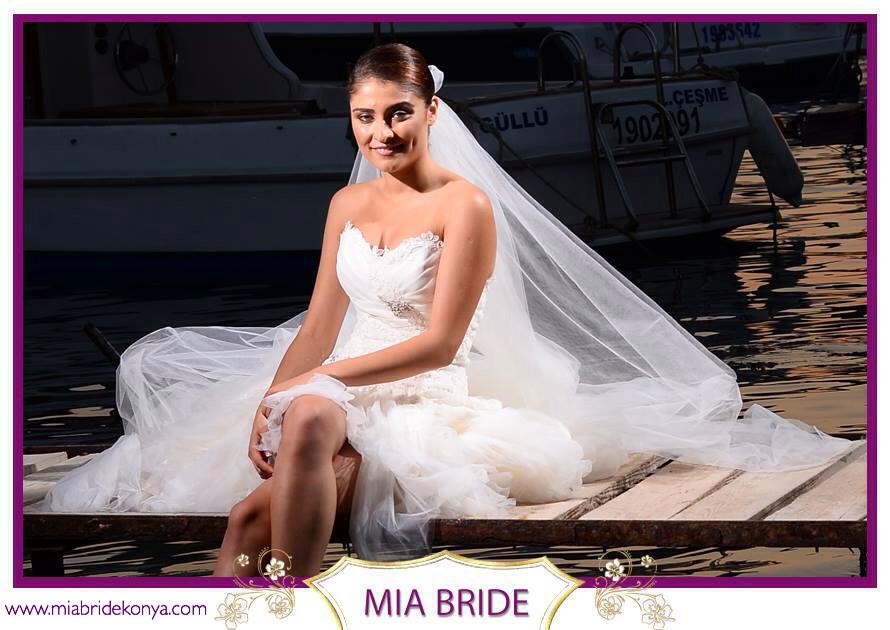 BrideMia's tweet photo. 0332 2331199 GELINLIK KONYA GELINLIKLER Mia Bride KONYA #gelinlik #mia #bride #miabride #gelinlikler #konya #karaman http://t.co/RQK1C3gUrk