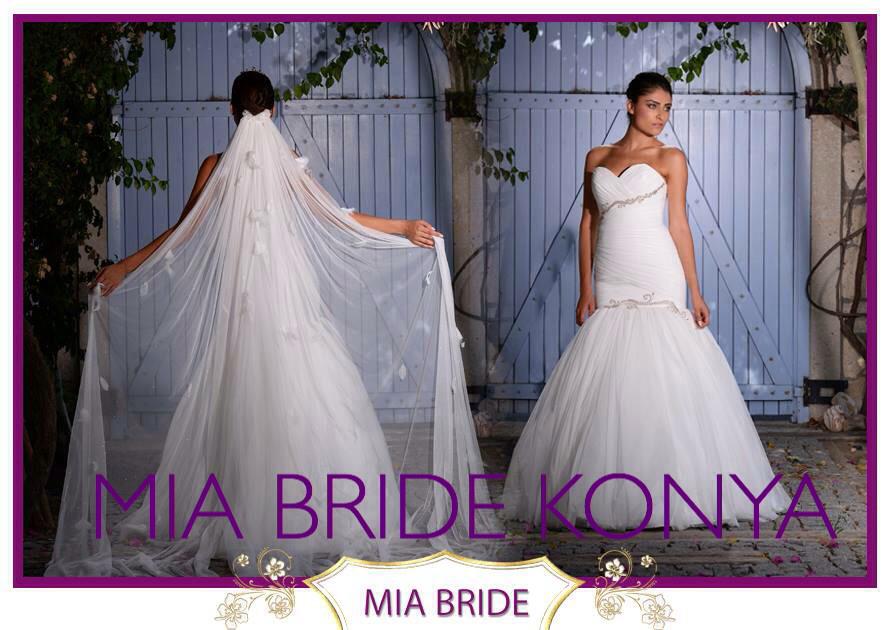 BrideMia's tweet photo. 0332 2331199 GELINLIK KONYA GELINLIKLER Mia Bride KONYA #gelinlik #mia #bride #miabride #gelinlikler #konya #karaman http://t.co/JwUiqKXCOF