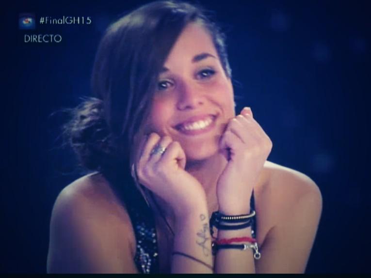 GanarAle's tweet photo. Tal vez no lo demuestro como tendria que hacerlo, pero me importas mucho princesa!💕 @AlejandraGh15 http://t.co/uLPkGJx49I