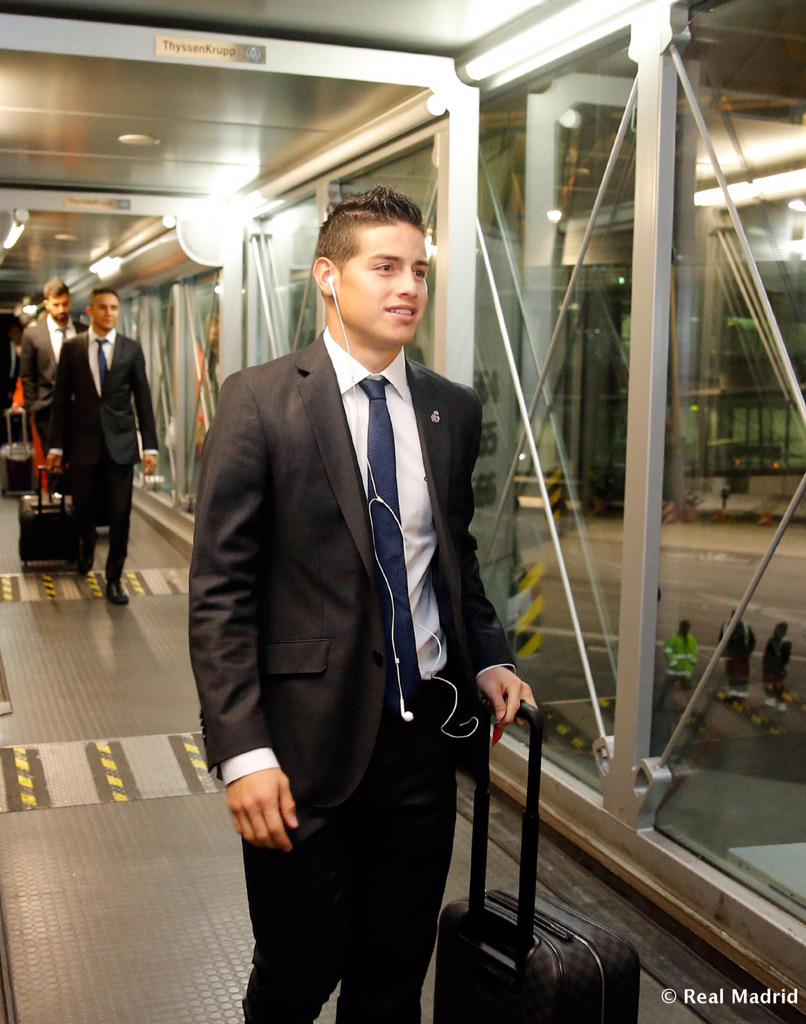 ChicaRealMadrid's tweet photo. Real Madrid Otw Dubai  http://t.co/YTlvEKhwoL "
[RM4Arab]#NA