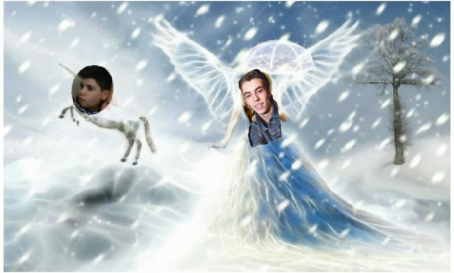 _prxblems's tweet image. #TSlive reine des neiges+licornes=