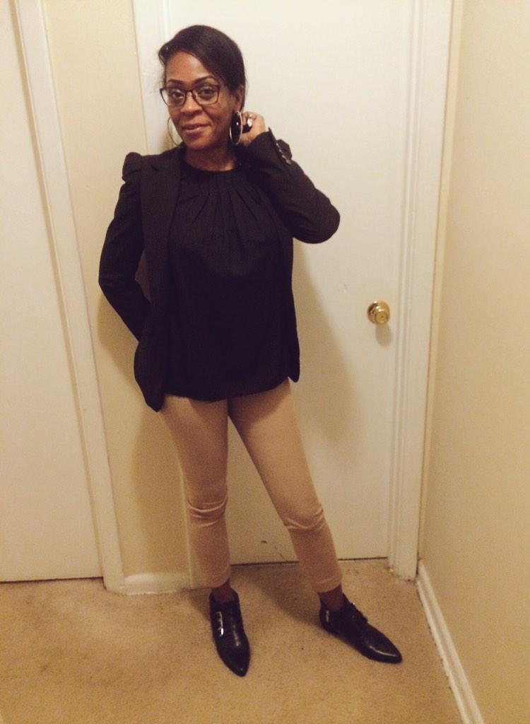tattedsavage14k's tweet photo. my lover😍, I love my mother moe #everything2me‼️ http://t.co/wW8vipgsOJ