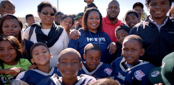 TWMF's tweet image. 6 Finalists.

A @SuperBowl trip is on the line.
VOTE: at.nfl.com/zEARokJ