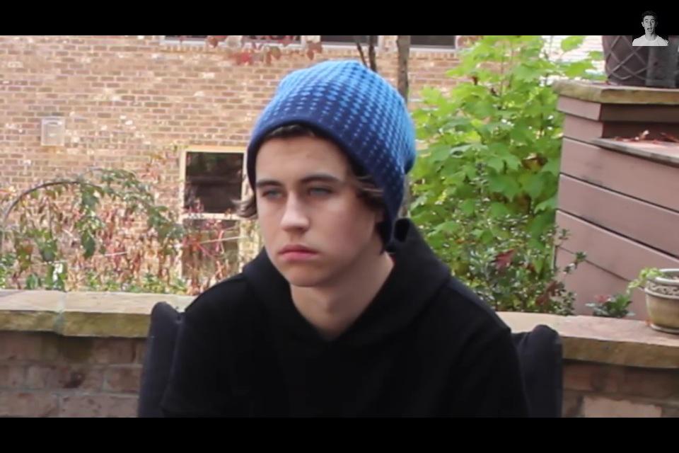 josefa239's tweet photo. The look of disapproval on your face @Nashgrier  😂😂😂😂😘😘😘 http://t.co/FiFIWdykKY