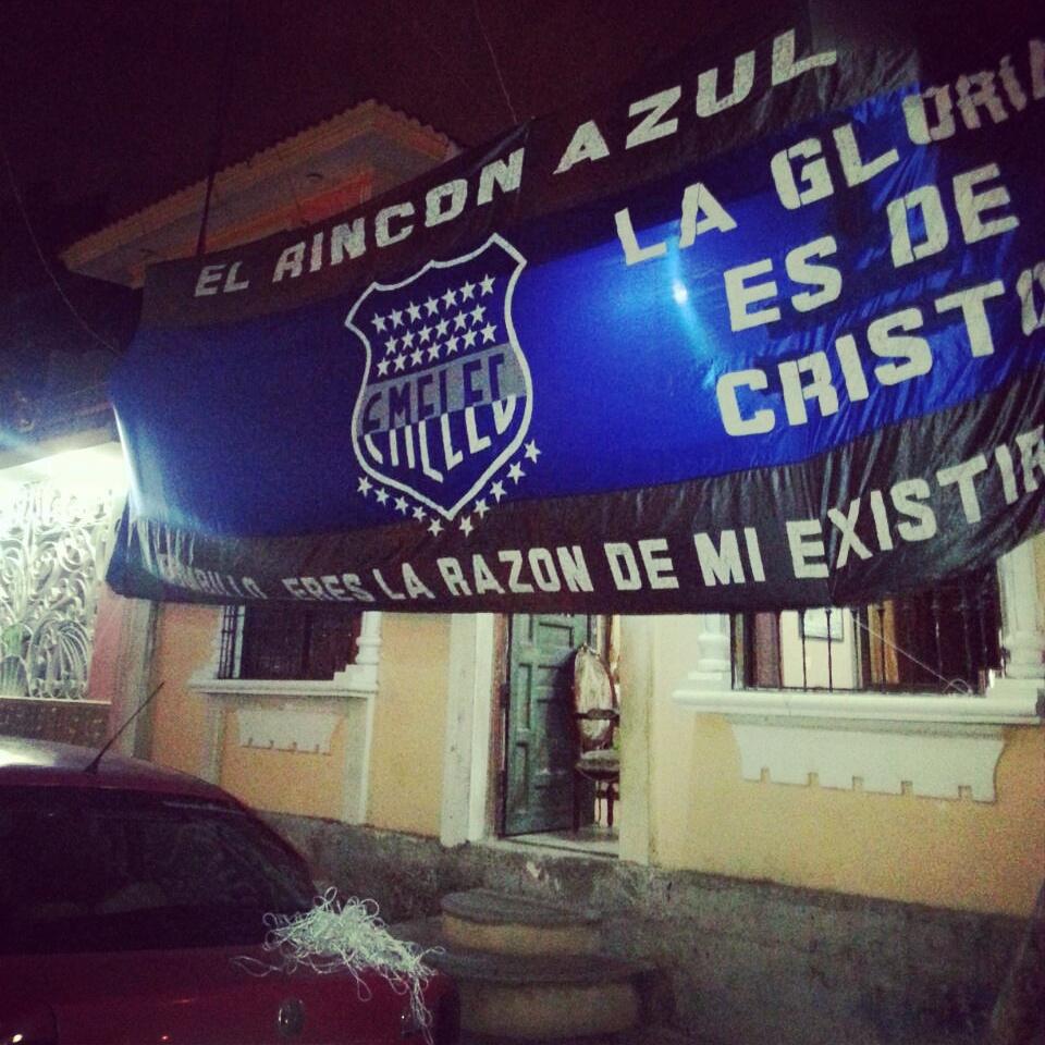 mudoalmaximo's tweet photo. Listos pa celebrar mis #33 http://t.co/cliEYZ0Xhg