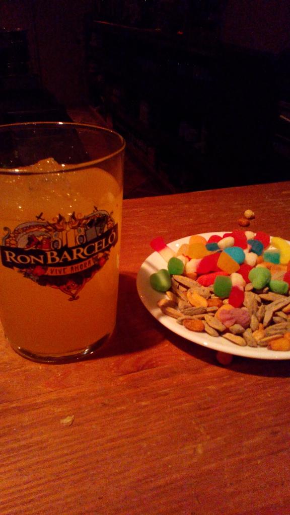 francischeko's tweet photo. @pubguili  un colacao y a dormir http://t.co/txTfzxLcRE