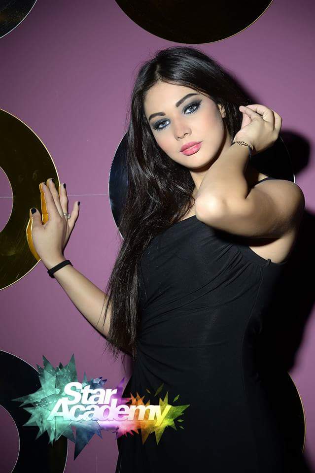 Yasmine205_'s tweet photo. استفتاء احسن شخصية لعام2014 لطالبات #StaracArabia 10
دعاء السباعي رتويت
ابتسام فيقوريت
#DoaaElSebaii
#Ibtissamtiskat http://t.co/ZdYNYSWu46