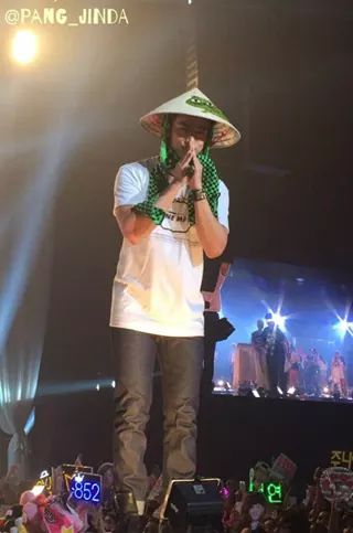  Happy birthday my Ok taecyeon!!!                                                       ^^ LOVE YOU 