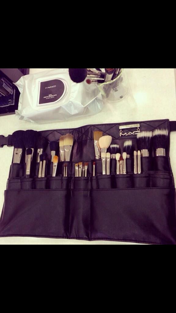 sariihz's tweet photo. #makeup http://t.co/kDhP17XADA