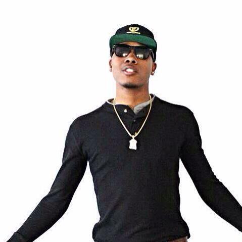 blvckeliteMG's tweet photo. @PosseGangSpade #DONTHENTIC Sound 12/14/31 :♠👇expect it !!!⭐#Yada http://t.co/s23HGfZydr