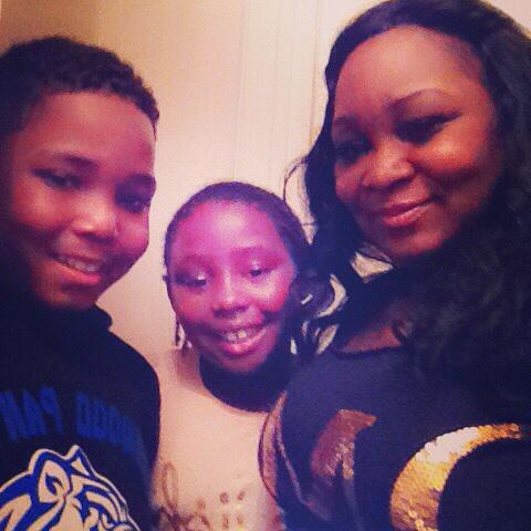 chanchan2u's tweet photo. Family fun hey my Tweeties holiday fun #therealjuc http://t.co/9E3uezWK4X