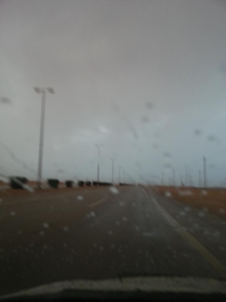 m650210's tweet photo. @Eastern_RT 
جانب من امطار #حفرالباطن فجرآ 
#حفرالباطن_الآن 
اجووواء لندنيه < http://t.co/02DqkFgz73