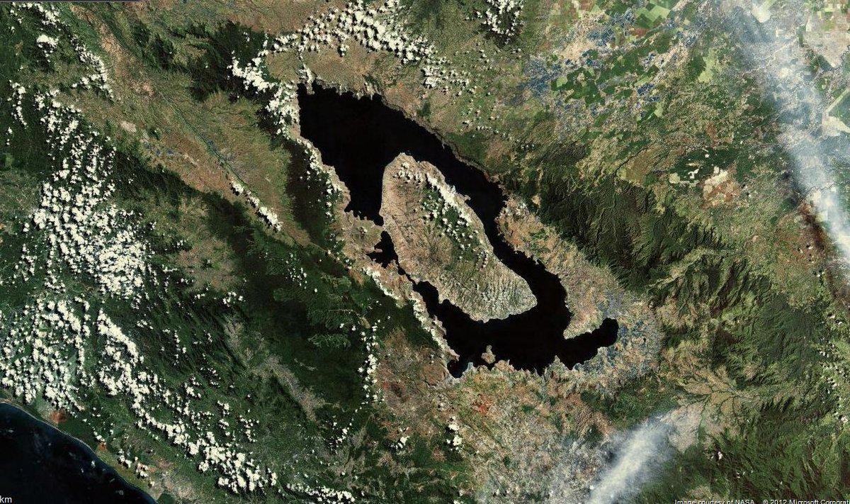 Cosmic_Calendar's tweet photo. 74Ka: The #Toba #supvervolcano #eruption nearly renders the #human race #extinct, but we manage to survive. https://t.co/iy4qrnEcKZ
