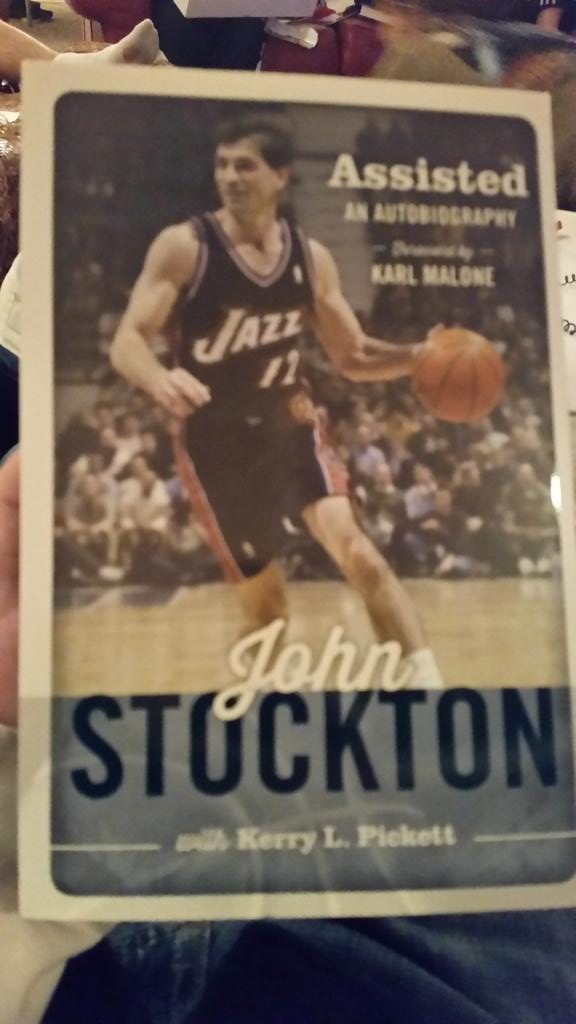 rawascent's tweet photo. Little light reading for winter nights #hoopshero #inspiration @getsit http://t.co/OtMiKA2YUy