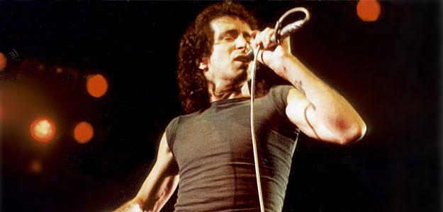 104.5 FM Unisi Radio tweet media