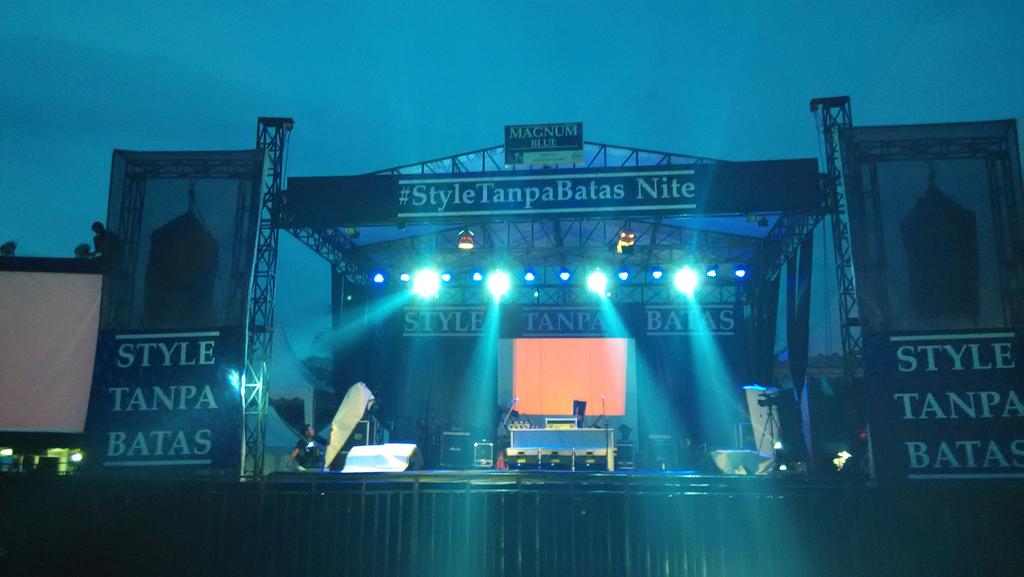 Hujan dah reda dateng ke Lap. Boulrvard Pangandaran ada <a href="/MOBILDEREK/">MBLDRK</a> <a href="/RonaldSpectra/">RonaldCao</a> <a href="/StyleTanpaBatas/">StyleTanpaBatas</a> #styletanpabatas